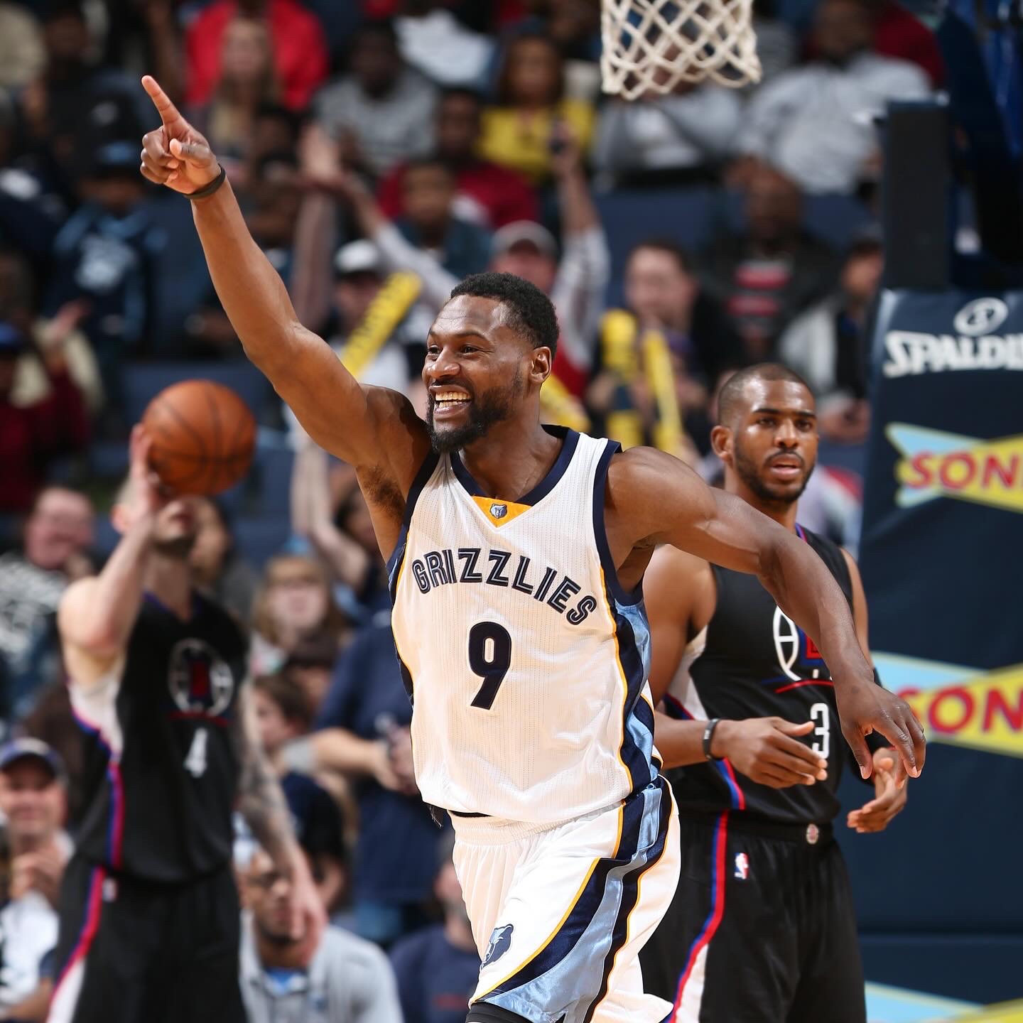 法国杯转会期走向成谜，孟菲斯灰熊内部沟通，信心回归，纪律约束更严格