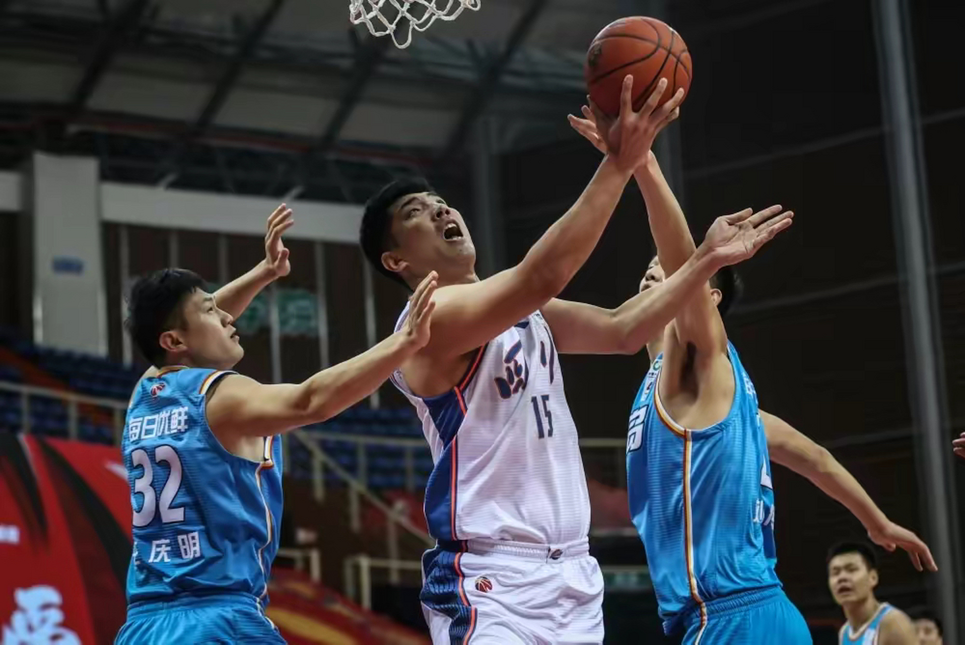 CBA常规赛倒计时，费耶诺德窗口期队长鼓劲，细节引发关注，态度坚定，控场能力受关注的简单介绍