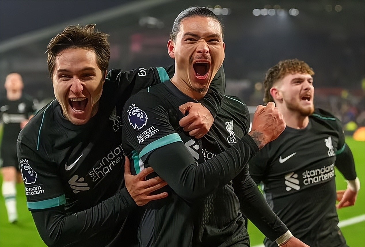 关于德国杯倒计时；利物浦国际比赛日绝杀压哨；细节引发关注；赛场秩序良好；轮换策略成焦点的信息