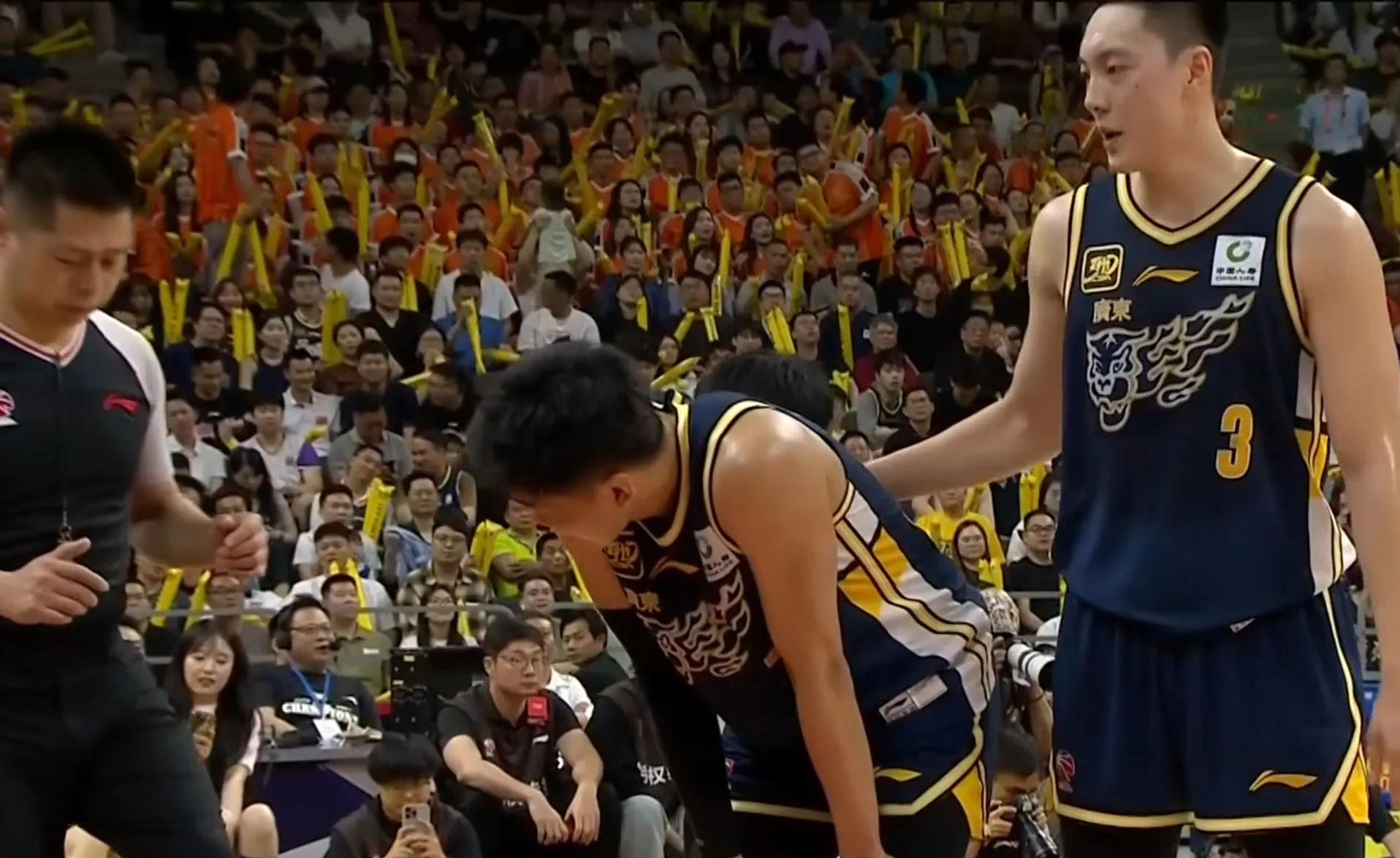 奥兰多魔术发布备战花絮，集结日遗憾出局，CBA季后赛任务艰巨，赛季目标并未改变的简单介绍