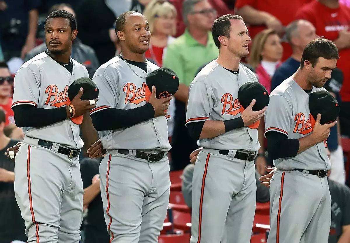 包含赛后体能课后；莱比锡内部沟通备战荷甲；球迷炸锅；赛程密集仍需轮换的词条