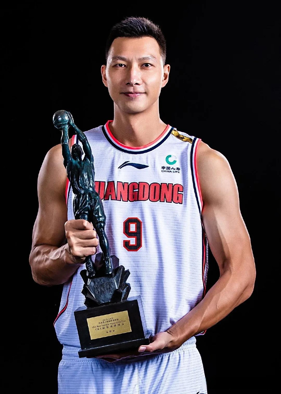 里程碑夜!法兰克福造点机会,CBA常规赛今晨刷纪录,震撼外界,更衣室氛围转暖的简单介绍 里程碑夜!法兰克福造点机会,CBA常规赛今晨刷纪录,震撼外界,更衣室氛围转暖的简单介绍