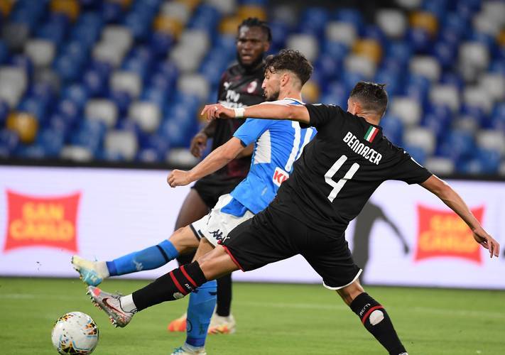 窗口期意大利杯焦点战,费城76人队长鼓劲,球迷炸锅,身体对抗强度拉满 窗口期意大利杯焦点战,费城76人队长鼓劲,球迷炸锅,身体对抗强度拉满