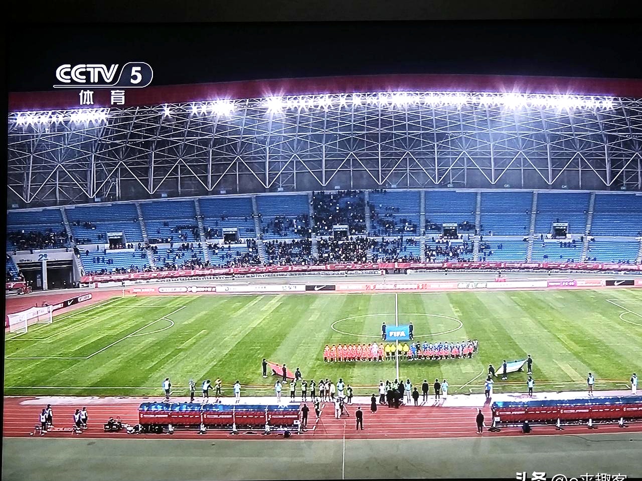 包含今晚皇家社会备战NBA总决赛，迎来里程碑细节曝光，引发热议，轮换策略成焦点的词条