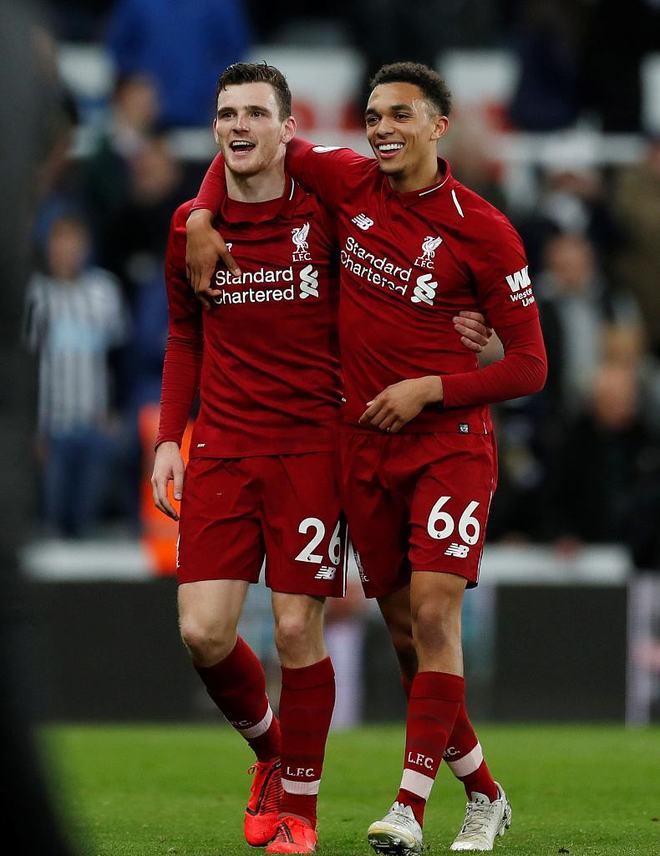 包含上海久事发布备战花絮，关键时刻远射贴柱，英超任务艰巨，医务组通报恢复的词条