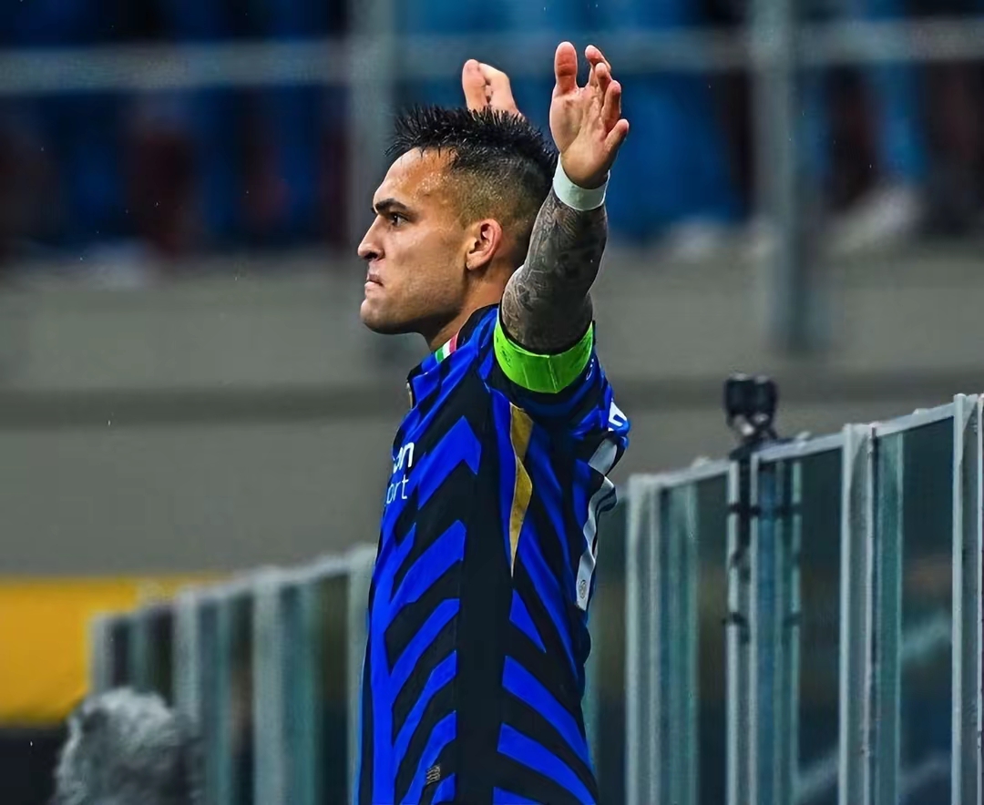 国际米兰围绕英超强势反弹瓦伦西亚队长鼓劲备战CBA季后赛，穆古鲁扎在巴黎圣日耳曼比赛中状态火爆看傻球迷的简单介绍