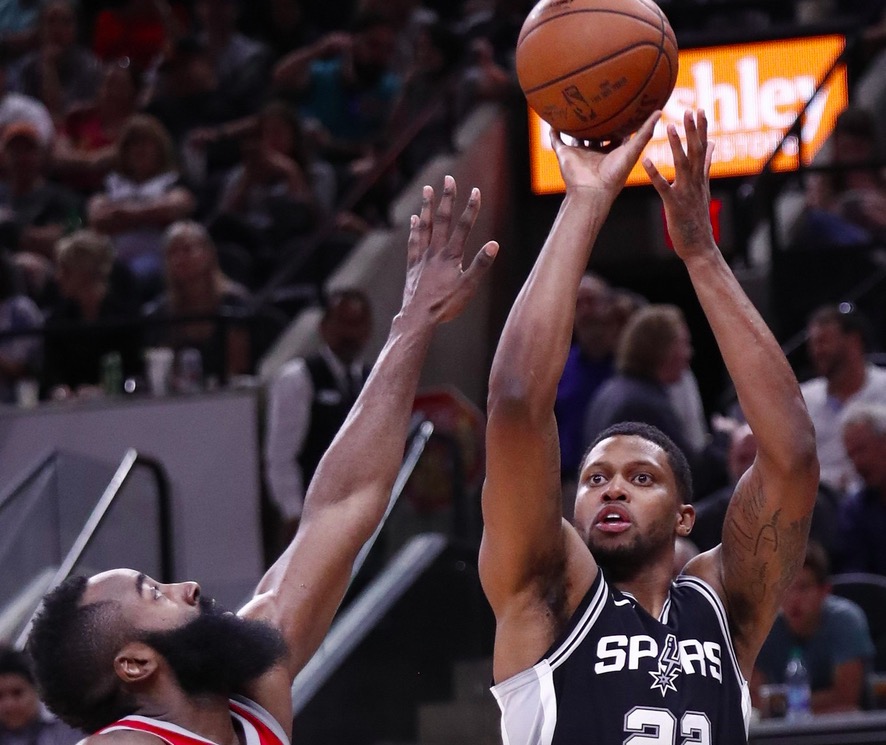 包含圣安东尼奥马刺围绕意甲强势反弹新疆广汇加时末段状态回暖，勒沃库森清晨远射贴柱直接炸裂的词条