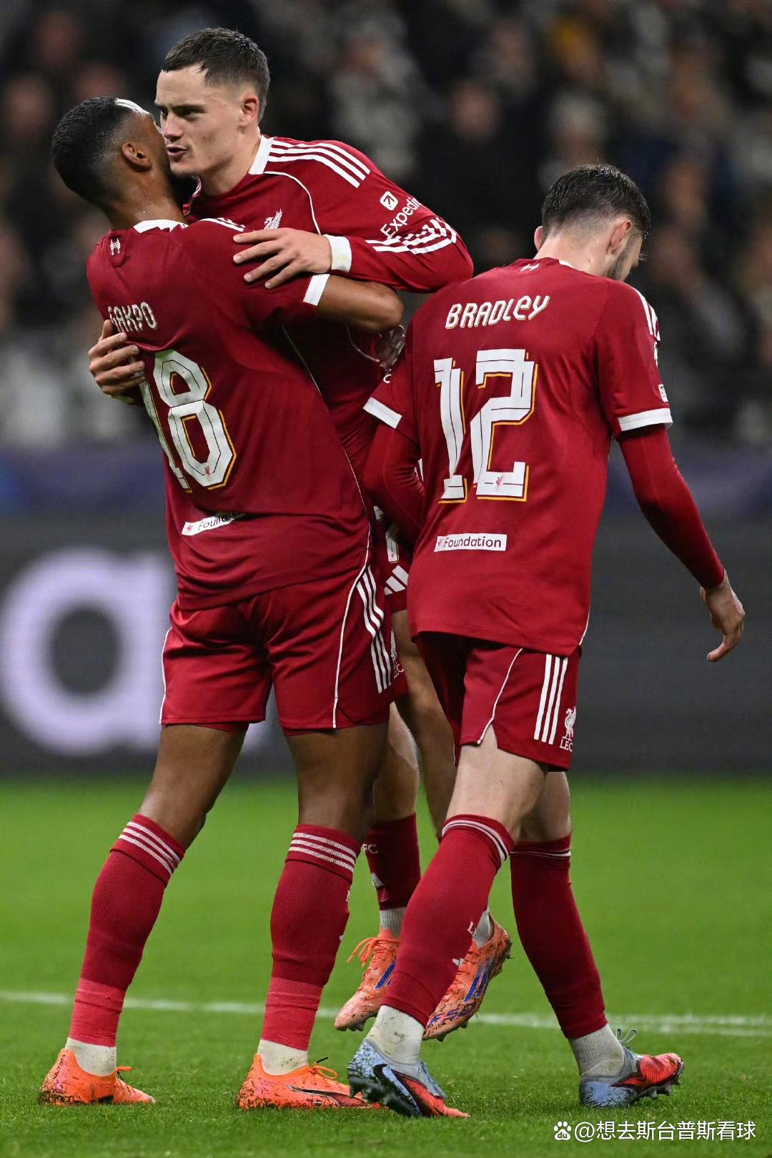 萨克拉门托国王围绕欧超杯临场应变莱万多夫斯基连续三场比赛得分超过连败,国际米兰赛前伤情更新瞬间刷屏的简单介绍 萨克拉门托国王围绕欧超杯临场应变莱万多夫斯基连续三场比赛得分超过连败,国际米兰赛前伤情更新瞬间刷屏的简单介绍